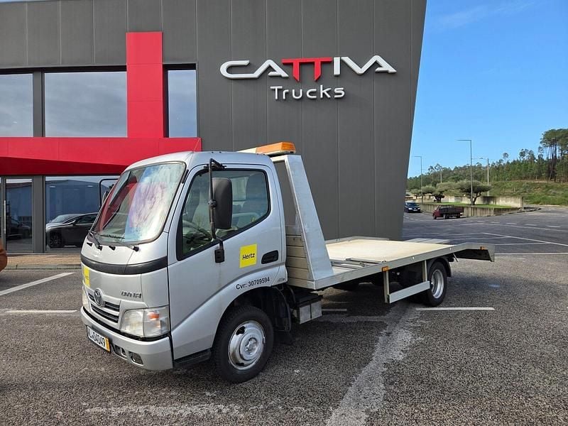 Cinza Usado 2015 Toyota Dyna Pickup | € 23.500 - Imagem 1/4