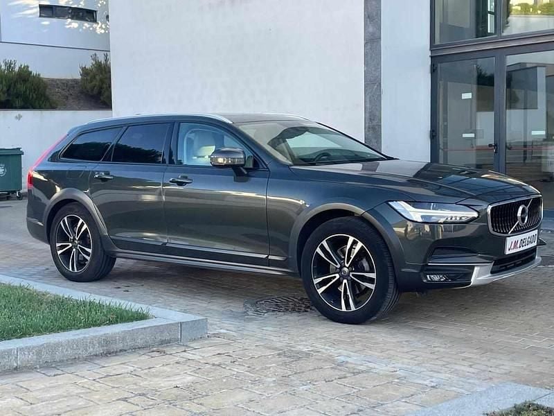 Usado Volvo V90 Pro 190 HP (139 kW) 2018 Cinza Carrinha