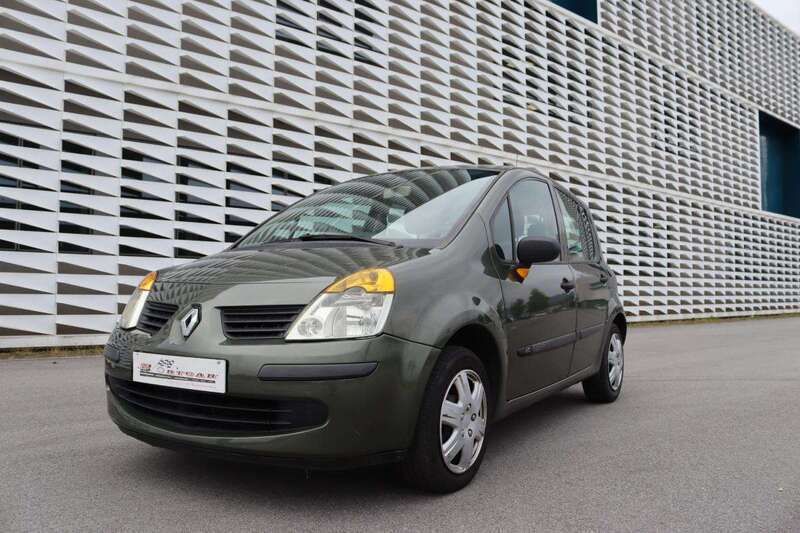 Verde Usado 2005 Renault Modus Monovolume | € 2.800 (Bom preço) - Imagem 1/4