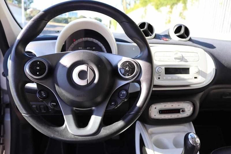 Usado Smart ForFour 71 HP (52 kW) 2015 Cinzento Citadino