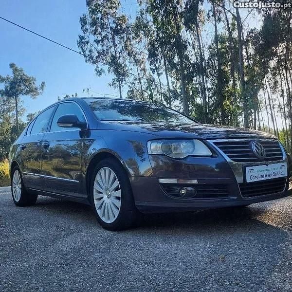 Cinza Usado 2007 VW Passat Highline Sedan | € 9.750 (Preço justo) - Imagem 1/1