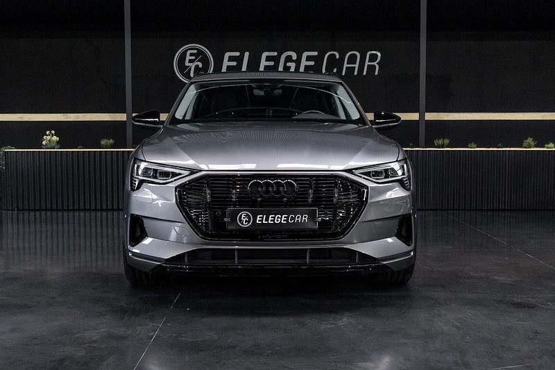 Usado Audi e-tron Advanced 300 kW (408 HP) 2020 Cinza SUV