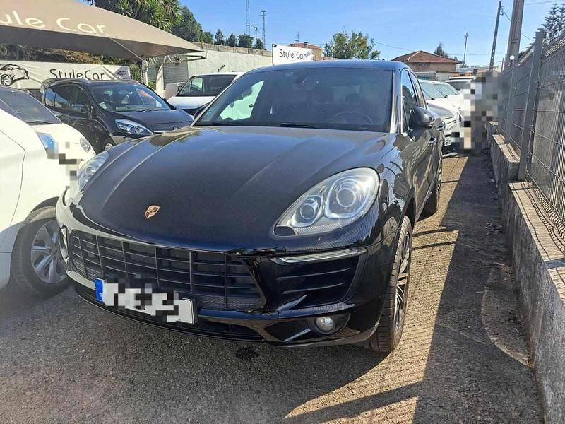 Usado Porsche Macan S 258 HP (189 kW) 2014 Preto SUV