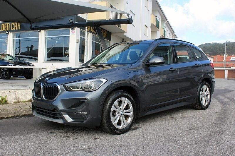 Usado BMW X1 xLine 217 HP (159 kW) 2021 Cinza SUV