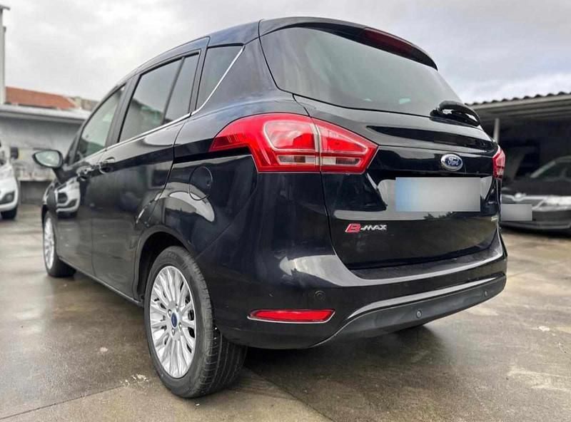 Usado Ford B-MAX 125 HP (91 kW) 2014 Preto Monovolume