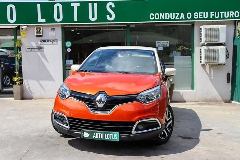 Laranja Usado 2016 Renault Captur SUV | € 11.970 (Preço justo) - Imagem 1/4