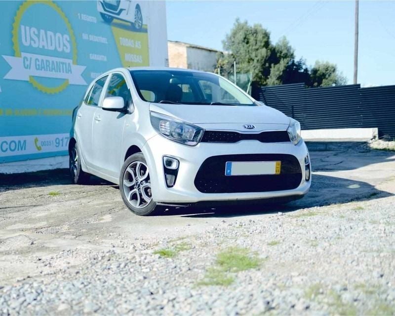 Usado Kia Picanto 67 HP (49 kW) 2019 Cinzento Citadino