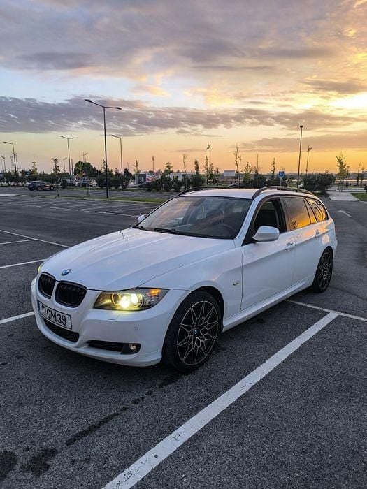 Usado 2009 BMW 320 Carrinha | € 8.990 (Bom preço) - Imagem 1/4