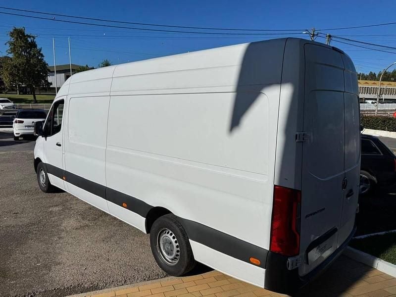 Usado Mercedes Sprinter 170 HP (125 kW) 2021 Branco Van