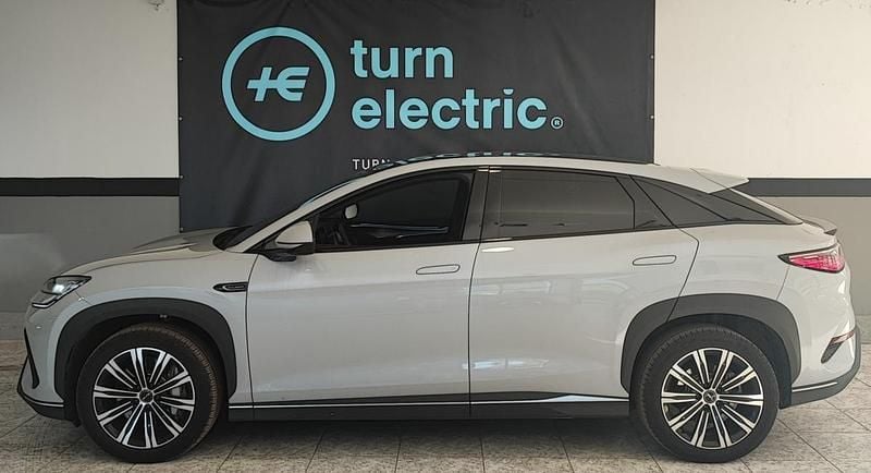 Cinzento Usado 2025 BYD Sealion 7 SUV | € 43.500 - Imagem 1/4