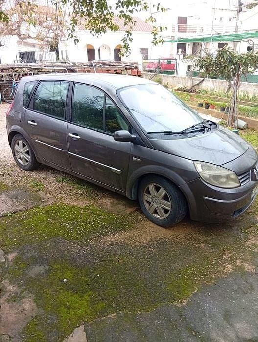Usado Renault Scénic II 120 HP (88 kW) 2004 Monovolume