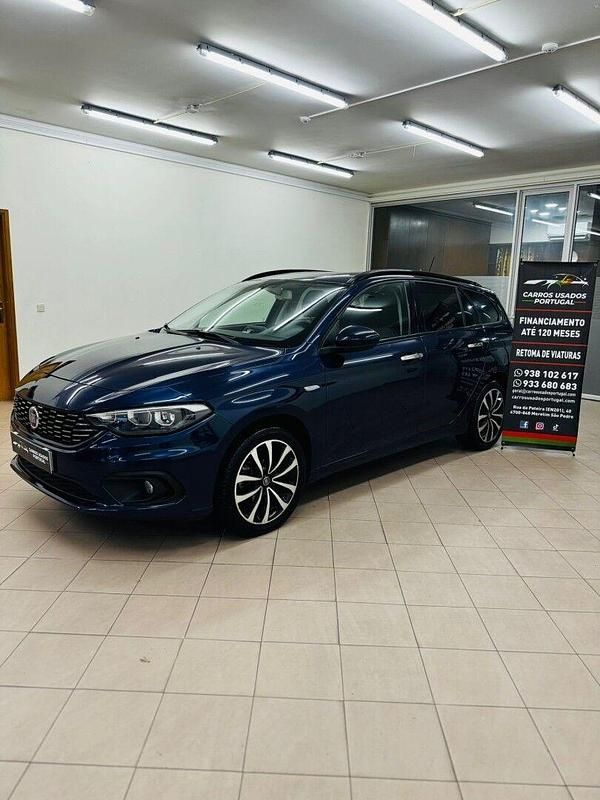 Azul Usado 2020 Fiat Tipo Lounge Carrinha | € 11.450 (Preço justo) - Imagem 1/4