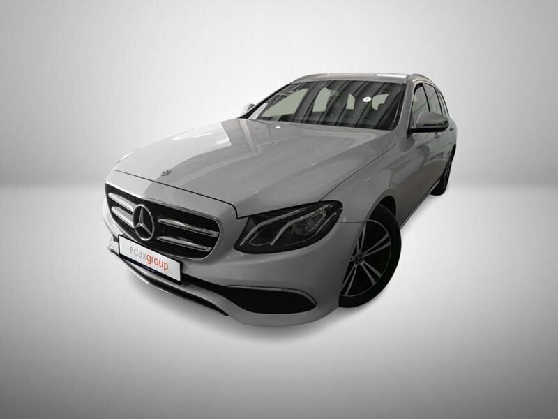 Cinza Usado 2018 Mercedes E220 Avantgarde Carrinha | € 21.990 (Preço justo) - Imagem 1/4