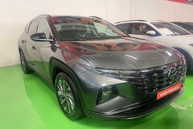 Cinzento Usado 2024 Hyundai Tucson SUV | € 37.499 (Preço justo) - Imagem 1/4
