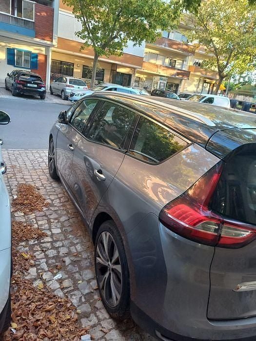 Usado 2018 Renault Grand Scénic IV Monovolume | € 9.000 (Preço justo) - Imagem 1/4