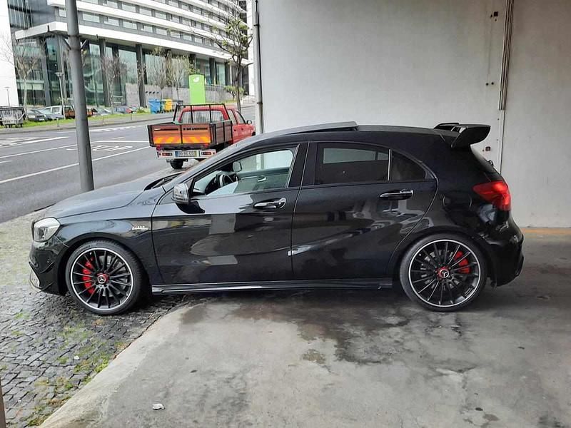 Preto Usado 2015 Mercedes A45 AMG AMG Citadino | € 33.500 (Preço justo) - Imagem 1/4
