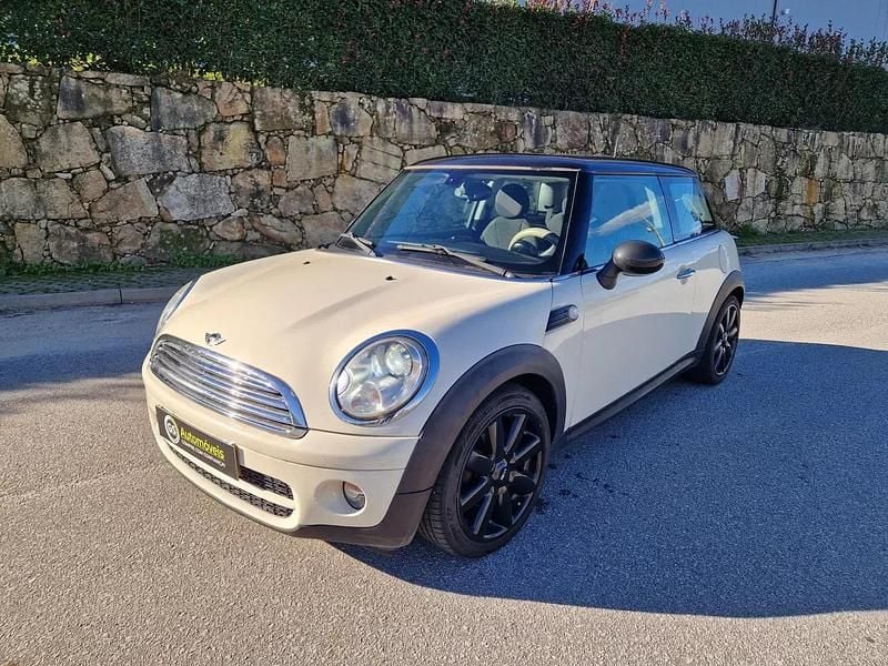 Bege Usado 2009 Mini Cooper D Citadino | € 5.750 (Super Preço) - Imagem 1/4
