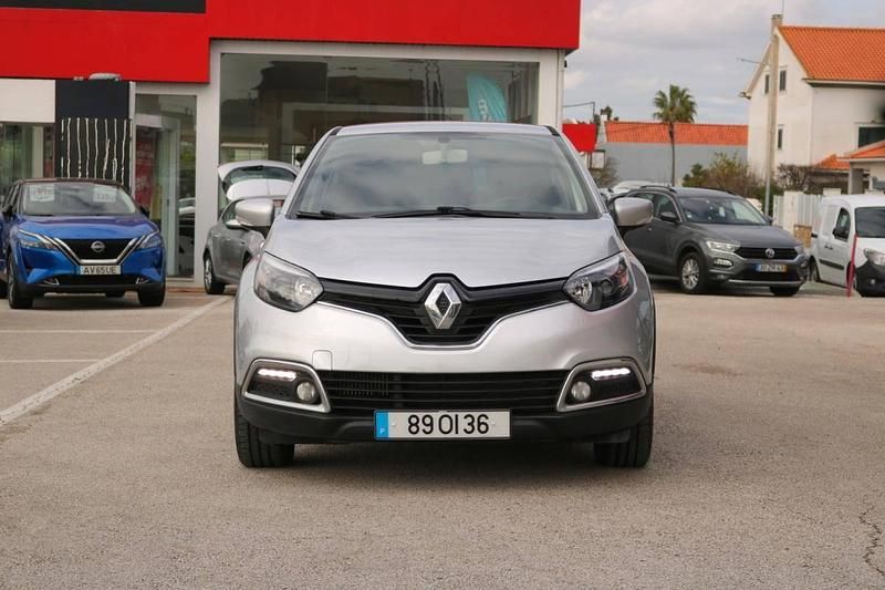 Usado Renault Captur 90 HP (66 kW) 2014 Cinzento SUV