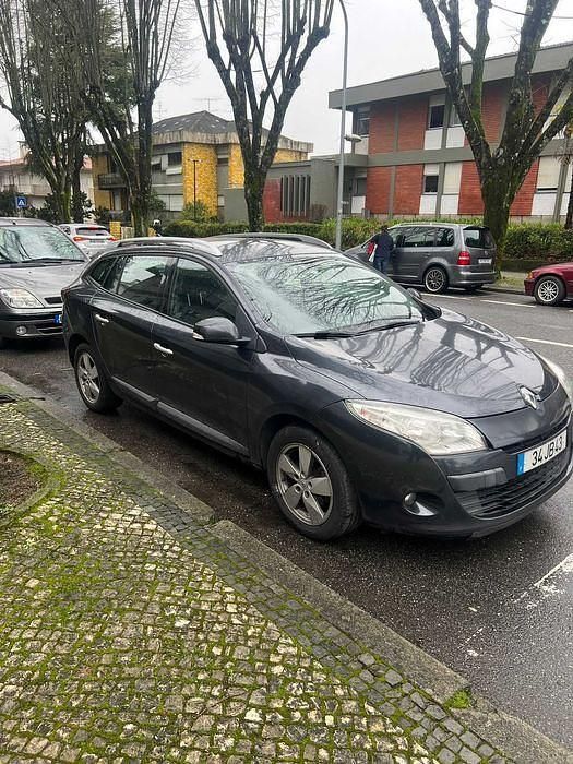 Usado 2010 Renault Mégane III Sedan | € 4.200 (Preço justo) - Imagem 1/4