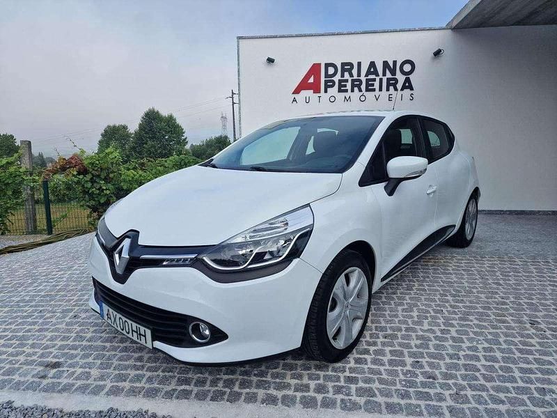 Usado Renault Clio IV 75 HP (55 kW) 2014 Branco