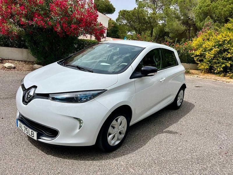 Usado 2016 Renault Zoe Life Citadino | € 7.950 (Preço justo) - Imagem 1/4