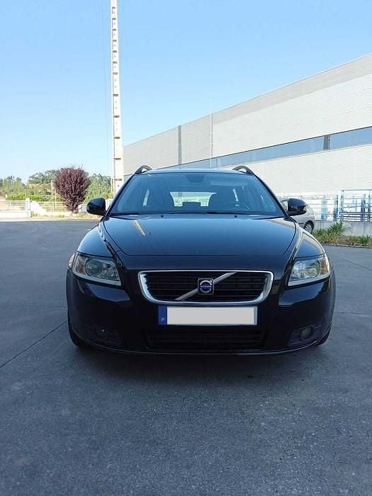 Usado 2009 Volvo V50 Carrinha | € 6.250 (Preço justo) - Imagem 1/4