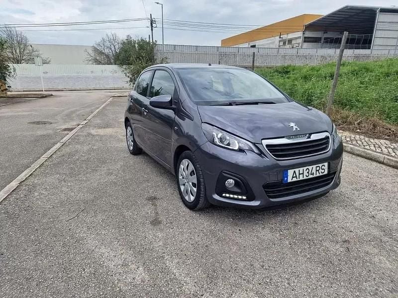 Cinzento Usado 2021 Peugeot 108 Allure Citadino | € 9.650 (Super Preço) - Imagem 1/4