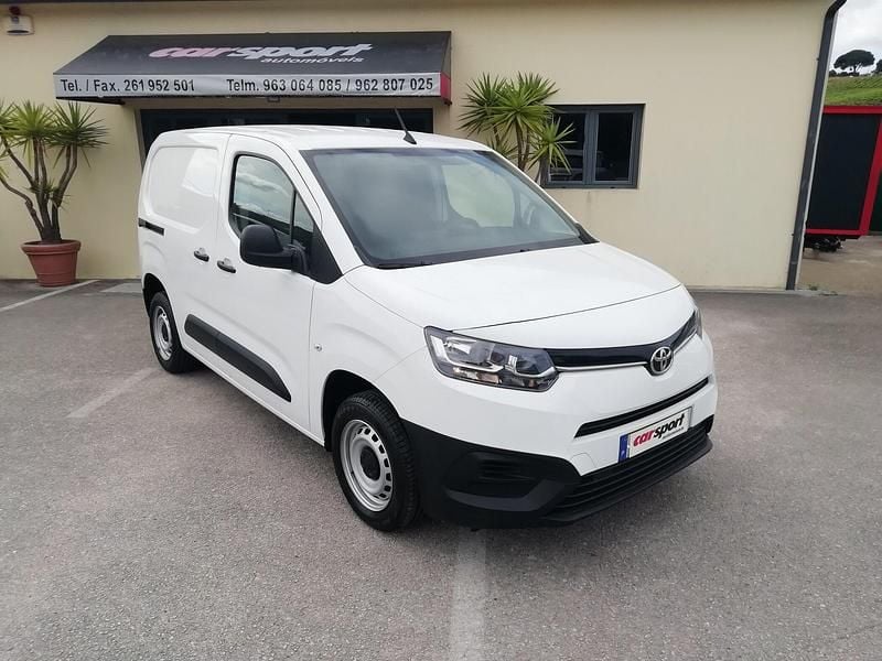 Branco Usado 2021 Toyota Proace City City Monovolume | € 15.400 (Preço justo) - Imagem 1/4