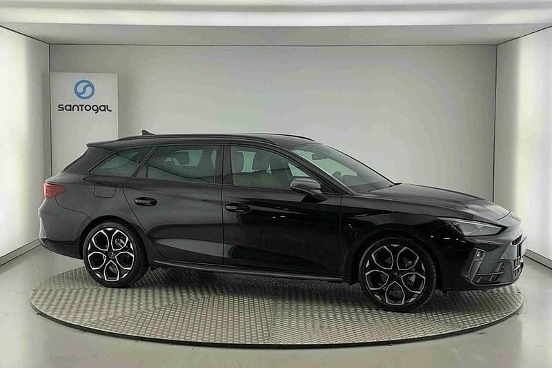 Preto Novo 2025 Cupra Leon Carrinha | € 45.407 - Imagem 1/4