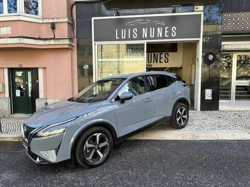 Cinzento (metalizado) Usado 2022 Nissan Qashqai N-Connecta SUV | € 32.990 (Caro) - Imagem 1/4