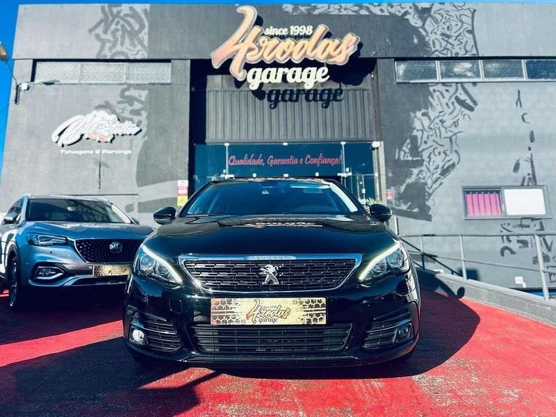 Preto Usado 2018 Peugeot 308 Style | € 14.990 (Preço justo) - Imagem 1/4