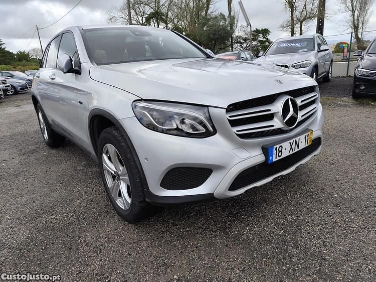 Cinza Usado 2017 Mercedes GLC350 SUV | € 29.900 (Preço justo) - Imagem 1/1