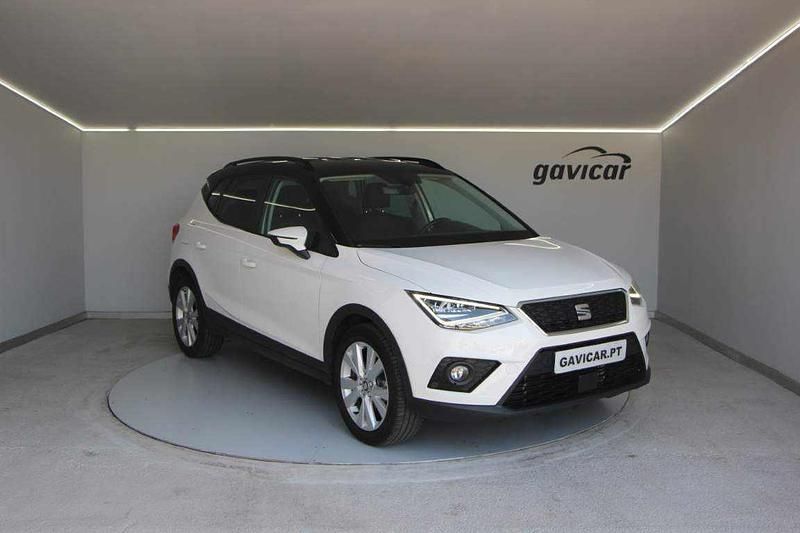 Branco Usado 2020 Seat Arona SUV | € 18.750 (Preço elevado) - Imagem 1/4