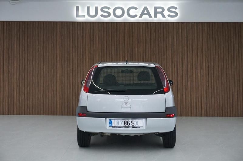 Usado Opel Corsa 75 HP (55 kW) 2002 Cinzento Citadino