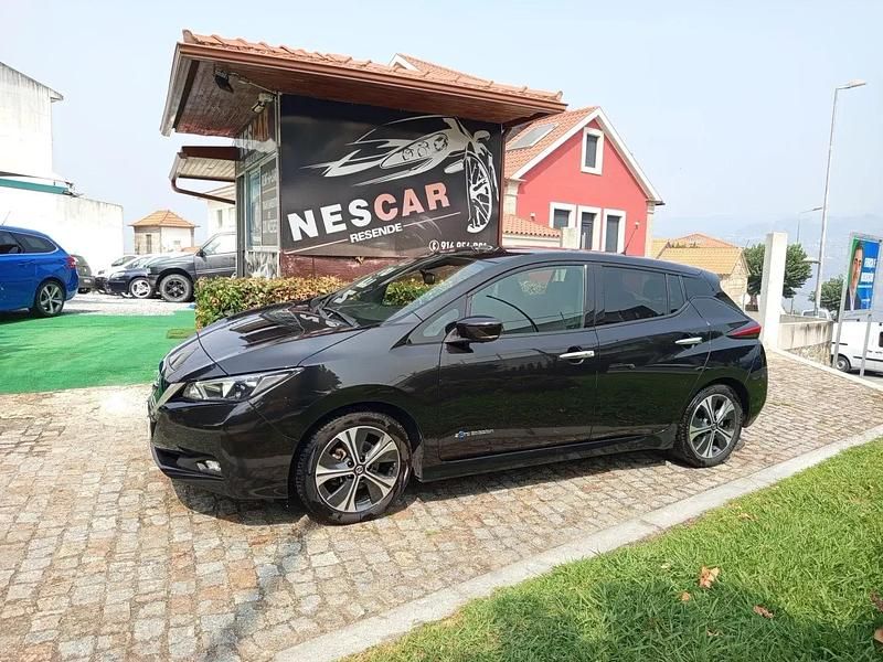 Preto Usado 2020 Nissan Leaf Acenta Citadino | € 14.900 (Preço justo) - Imagem 1/4