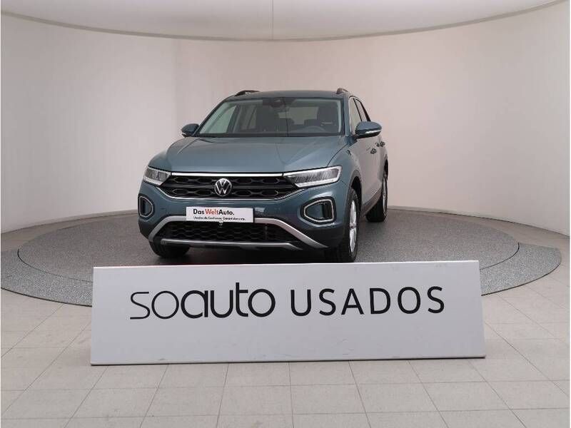 Azul rei Usado 2023 VW T-Roc Life SUV | € 22.990 (Preço justo) - Imagem 1/1