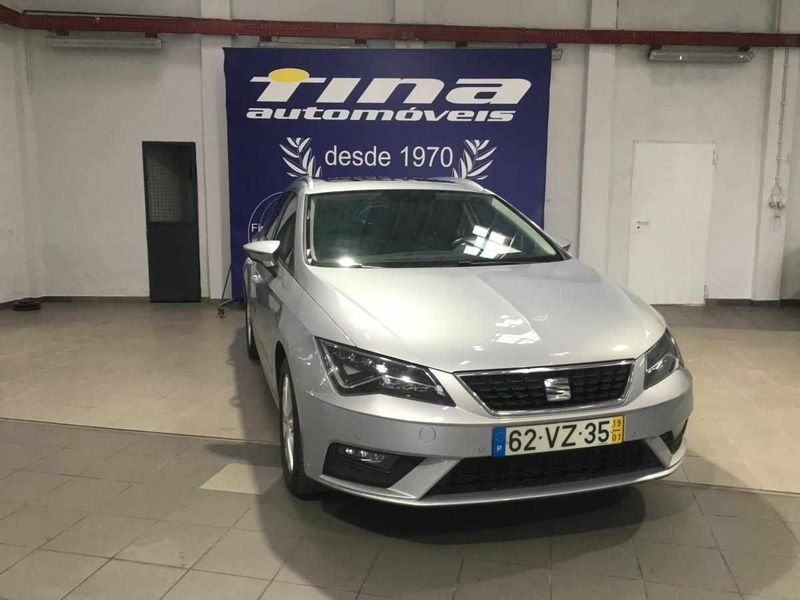 Cinzento Usado 2019 Seat Leon Carrinha | € 13.950 (Preço elevado) - Imagem 1/4