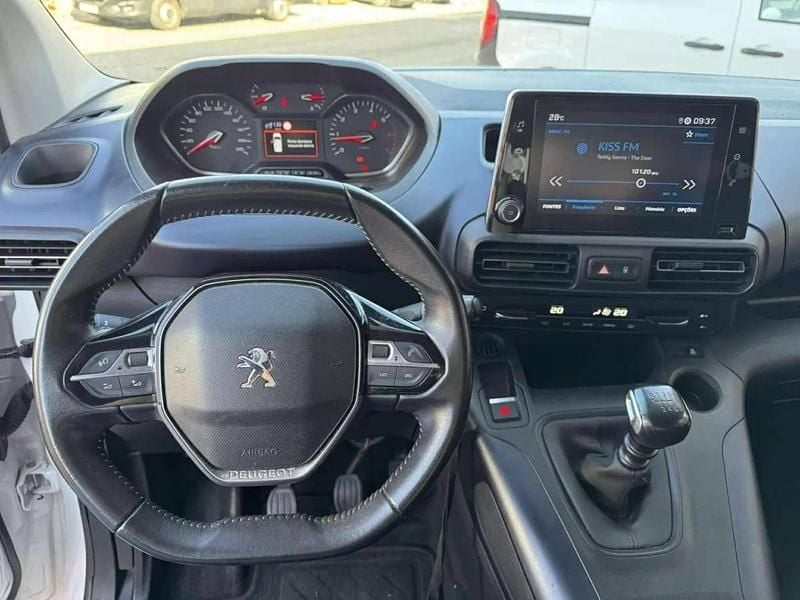 Usado Peugeot Rifter Allure 130 HP (95 kW) 2019 Branco Monovolume