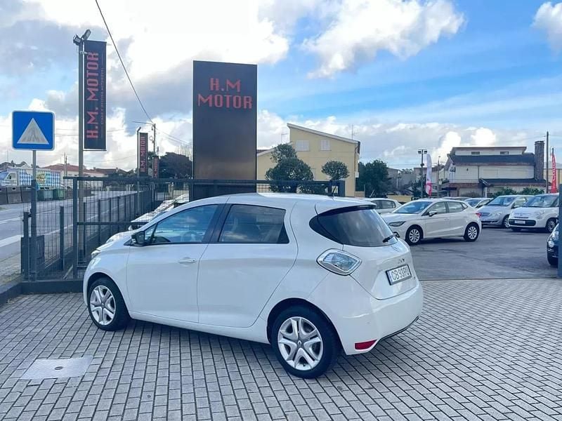 Usado Renault Zoe Zen 80 kW (109 HP) 2018 Branco Citadino