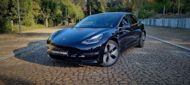 Preto Usado 2019 Tesla Model 3 Sedan | € 26.750 (Caro) - Imagem 1/4