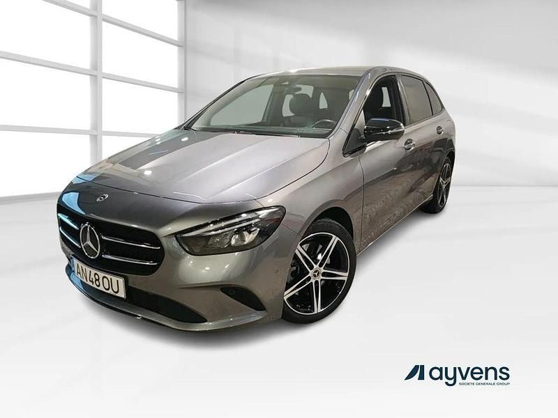 Cinza Usado 2022 Mercedes B250 Progressive Monovolume | € 27.300 - Imagem 1/4