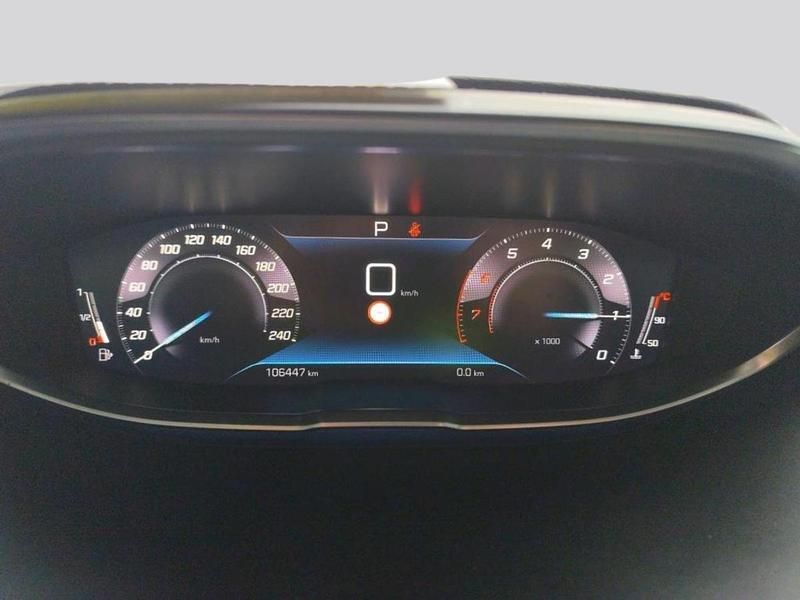 Usado Peugeot 5008 Active 130 HP (95 kW) 2023 Cinza Monovolume