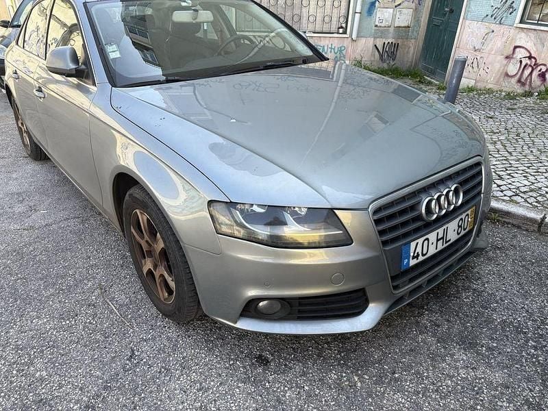 Usado 2009 Audi A4 Sedan | € 5.750 (Super Preço) - Imagem 1/4