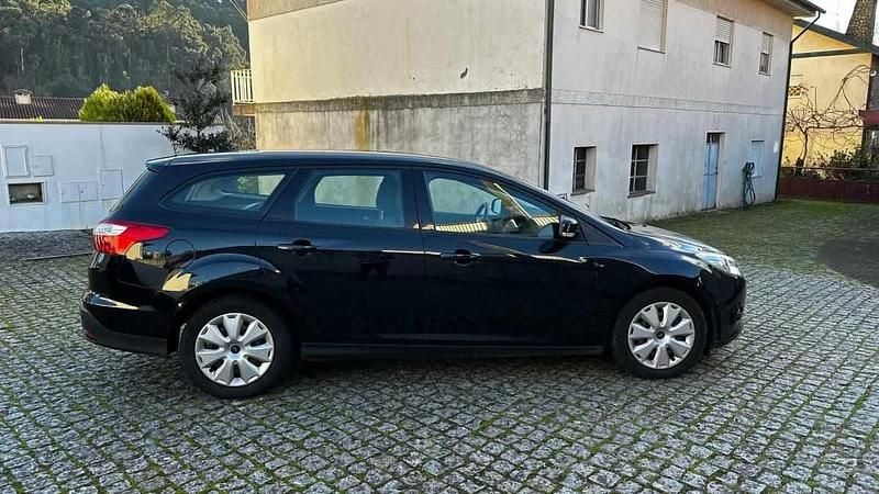 Usado Ford Focus 116 HP (85 kW) 2014 Preto Citadino