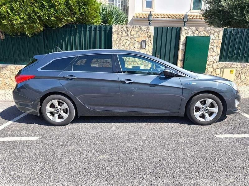 Usado 2011 Hyundai i40 Carrinha | € 6.960 - Imagem 1/4