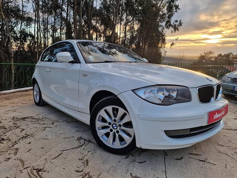 Branco Usado 2010 BMW 116 Citadino | € 6.490 (Preço justo) - Imagem 1/4