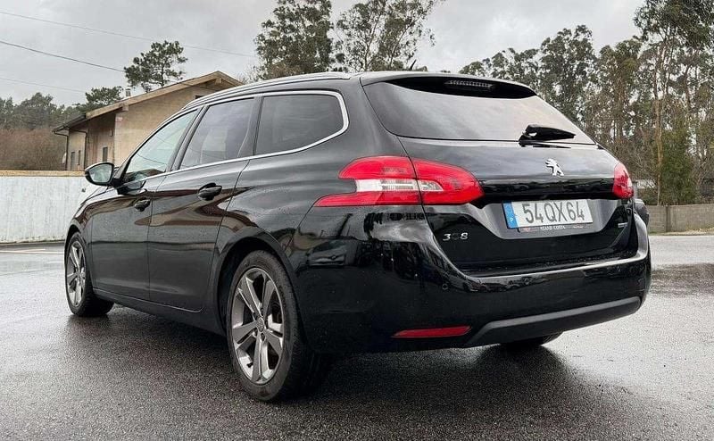 Usado Peugeot 308 SW 120 HP (88 kW) 2016 Preto Carrinha
