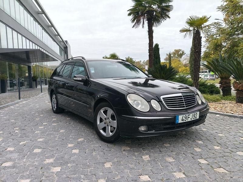 Usado 2006 Mercedes E280 Sedan | € 6.750 - Imagem 1/4