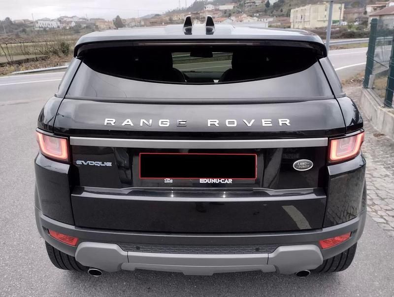 Usado Land Rover Range Rover HSE Dynamic 150 HP (110 kW) 2018 Preto SUV