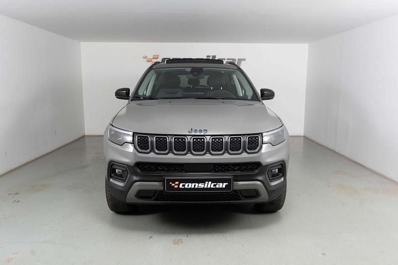 Usado Jeep Compass Trailhawk 240 HP (176 kW) 2023 Cinza SUV